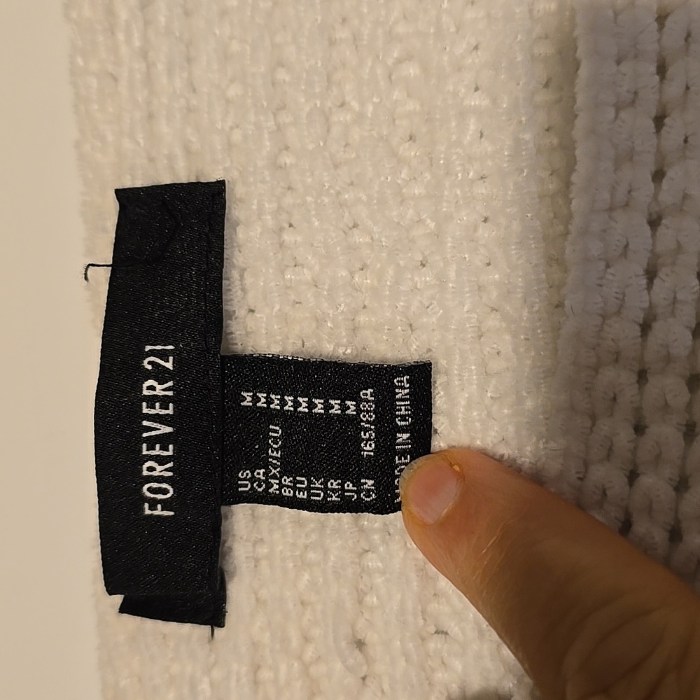 Forever 21 Off-Shoulder White Knit Sweater M - Picture 2 of 5